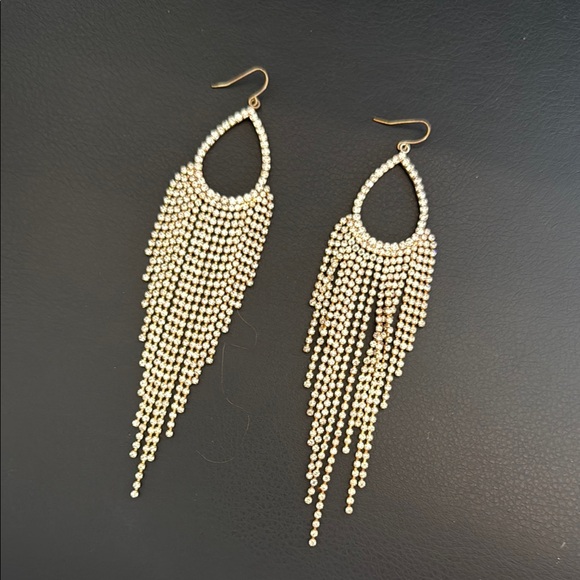 Elegant Gold Beaded Dangle Earrings - Picture 2 of 10
